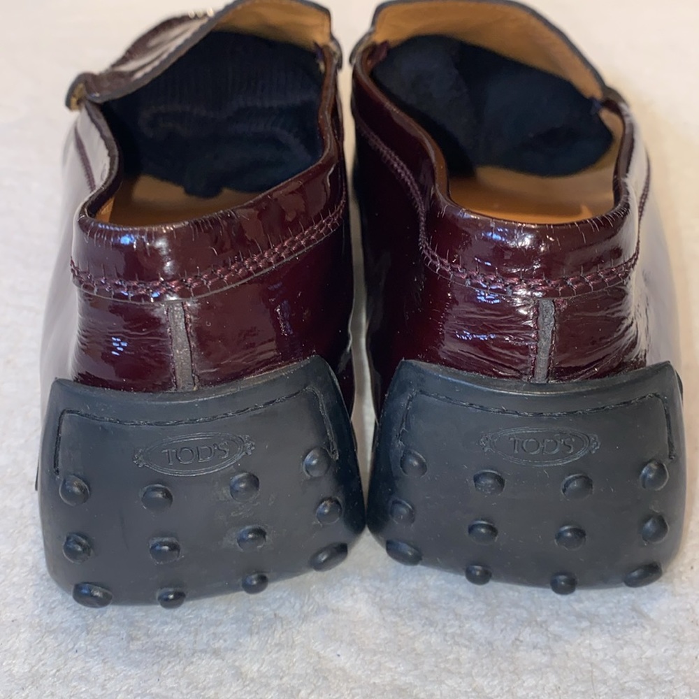 Tod’s wine oxblood burgundy patent leather rubber sole driving shoe Sz 39.5 - Picture 3 of 11